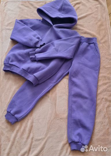 Спортивный костюм для девочки 140-146