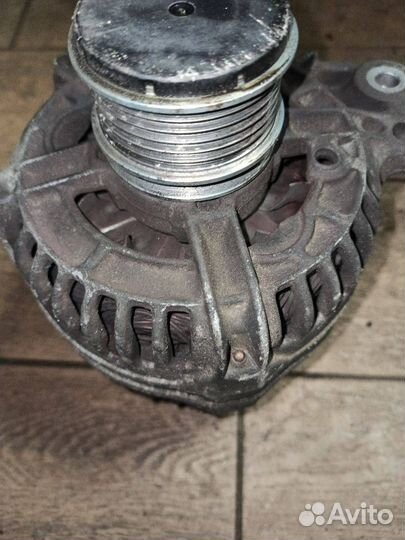 Генератор Skoda Octavia 2 (A5) 2007 13420610