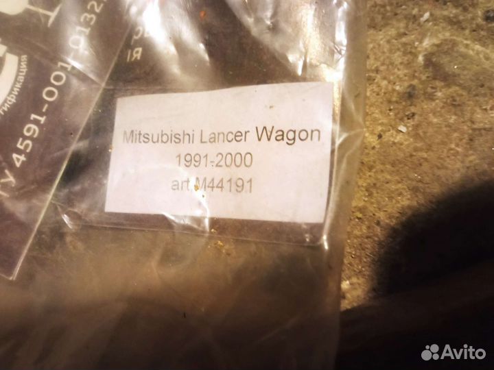 Дефлекторы окон Мицубиси wagon