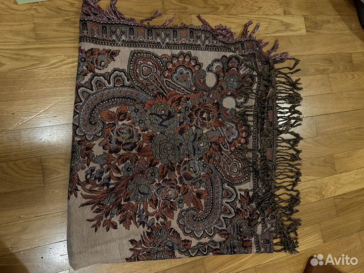 Палантин квадрат, жаккард