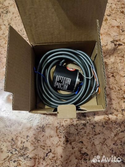 Энкодер датчик угла и поворота E6B2-cwz6c omron