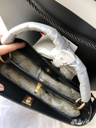 Сумка Guess черная