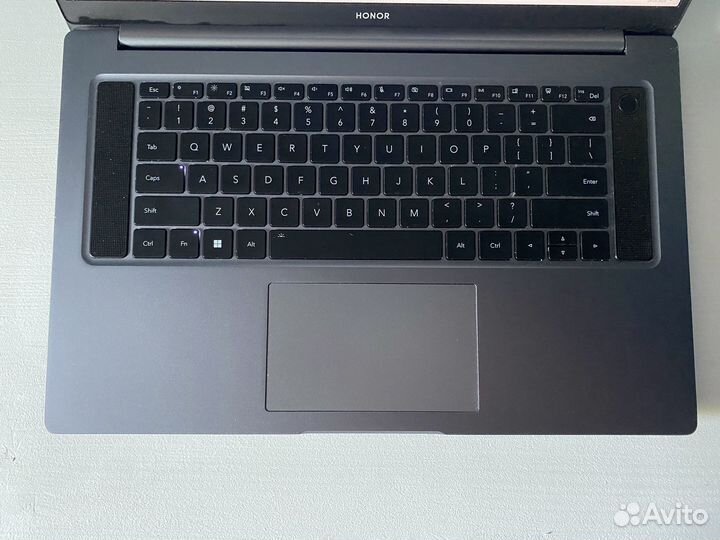 Ноутбук Honor Magicbook Pro 16 с rtx 3050