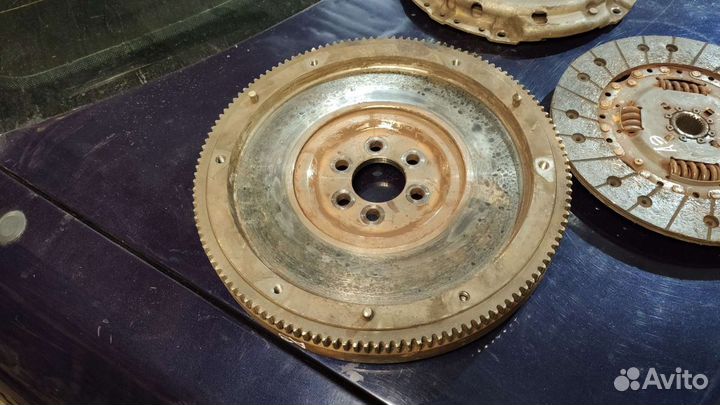 Маховик Volkswagen Golf 4 Bora Audi A3 корзина сце