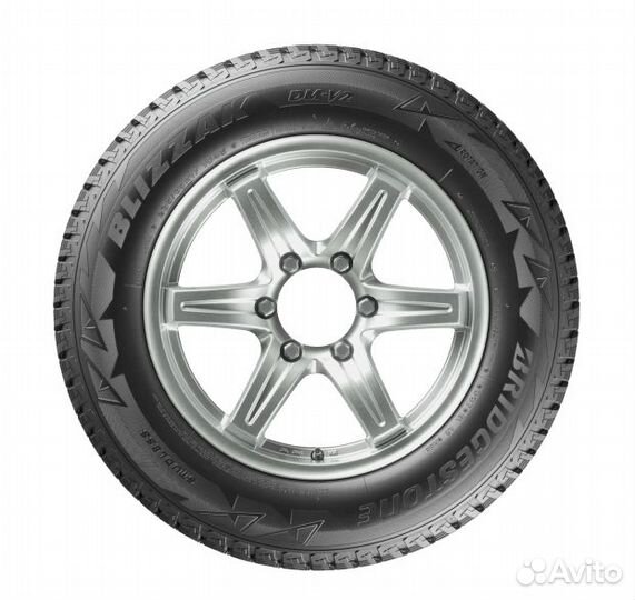 Bridgestone Blizzak DM-V2 275/50 R20 113R