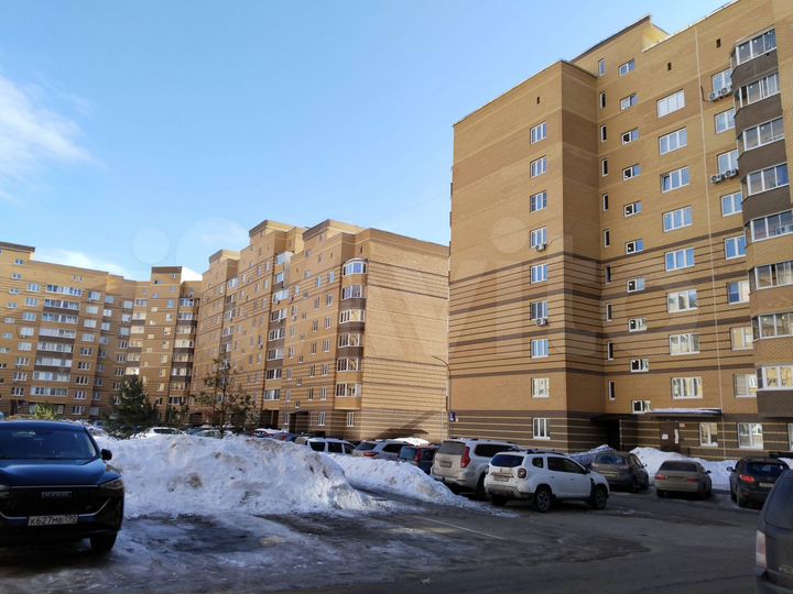 1-к. квартира, 53 м², 9/9 эт.