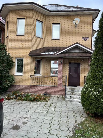 Дом 147 м² на участке 8,5 сот.