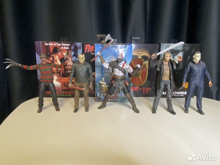 Фигурки коллекционные neca