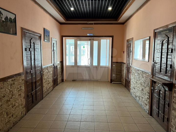 Свободного назначения, 340.9 м²