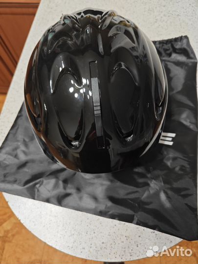 Горнолыжный шлем