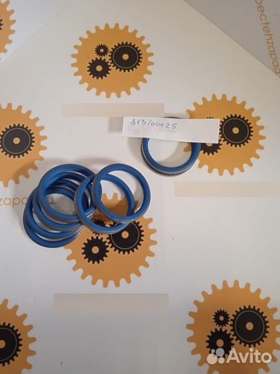 813/00425, Уплотнение в шток г/цилиндра ковша для