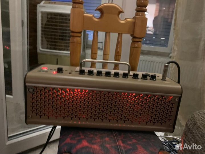 Комбоусилитель Yamaha THR30IIA Wireless коричневый