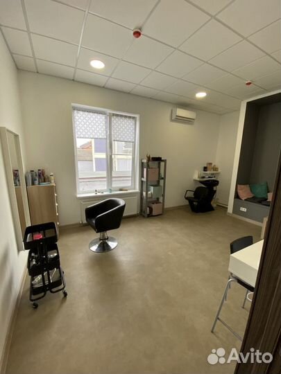 Сдам в аренду место бровиста/визажиста