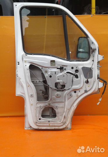 Дверь передняя левая Renault Master 2 1998-2010