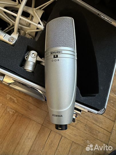 Студийный микрофон Shure KSM44A