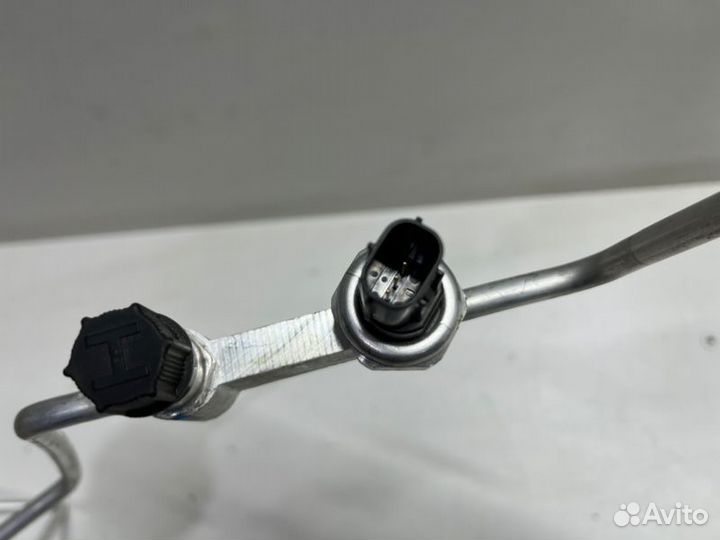 Трубка кондиционера заправочная Toyota Camry