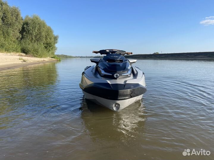 Гидроцикл BRP Sea-Doo GTX 230 Limited