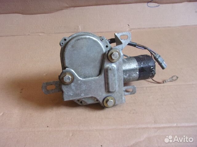 Форд Скорпио 85-92г. мотор стеклоочистителя задний