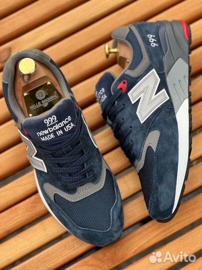 Комфортные кроссовки New Balance 999