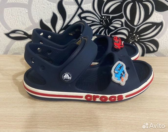 Сандалии crocs c 11