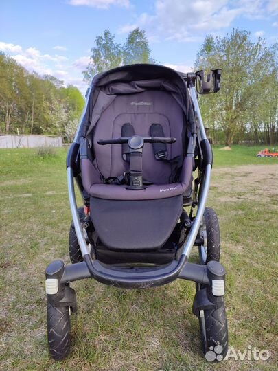 Прогулочная коляска с надувными колесами