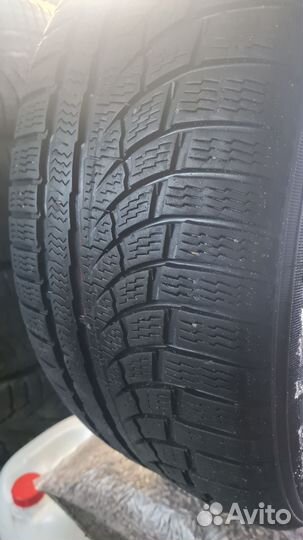 Nokian Tyres WR D4 245/45 R18 100V