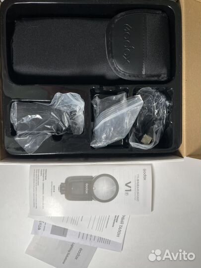 Вспышка Godox V1-F для Fujifilm