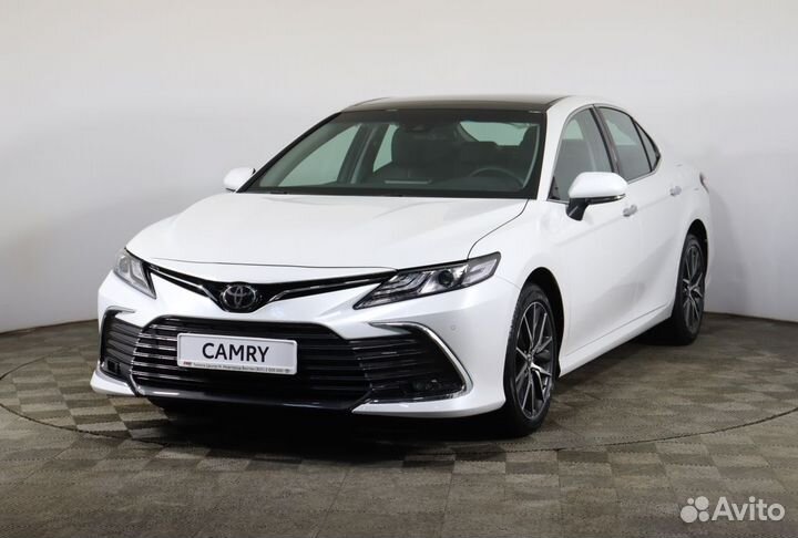 Toyota Camry, 2022