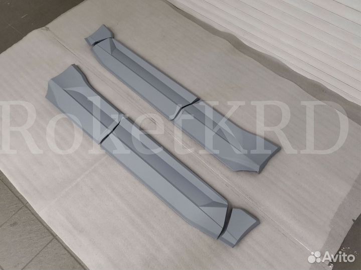 Накладки дверей toyota rav 4 с 2019 г стиль TRD