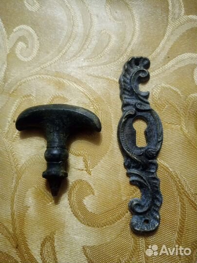Оконная ручка старинная