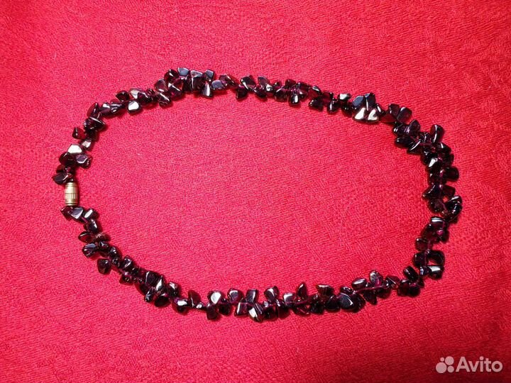 Бусы, колье, браслеты из натуральных камней винтаж