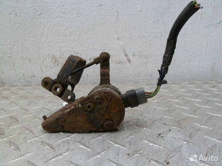 Датчик дорожного просвета Cadillac Escalade GMT9 2