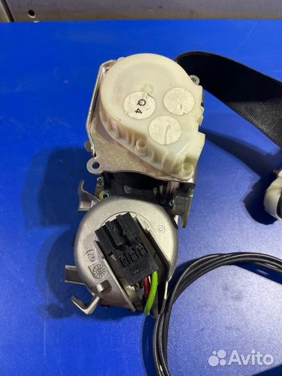 Ремень безопасности передний правый Mercedes-Benz