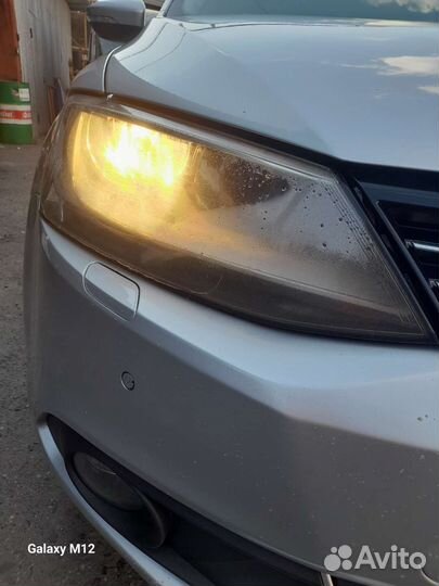 Фары джетта 6 левая и правая