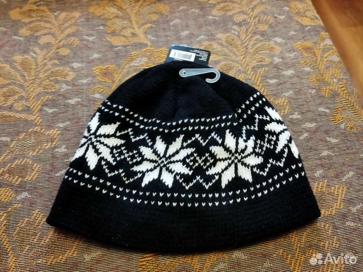 Зимняя шапка для мальчика