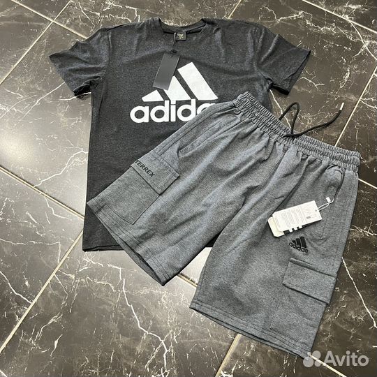 Спортивный костюм Adidas