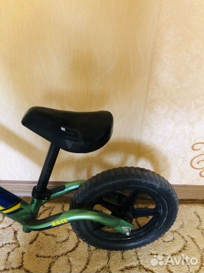 Беговел Scool pedeX Race Light, Зеленый