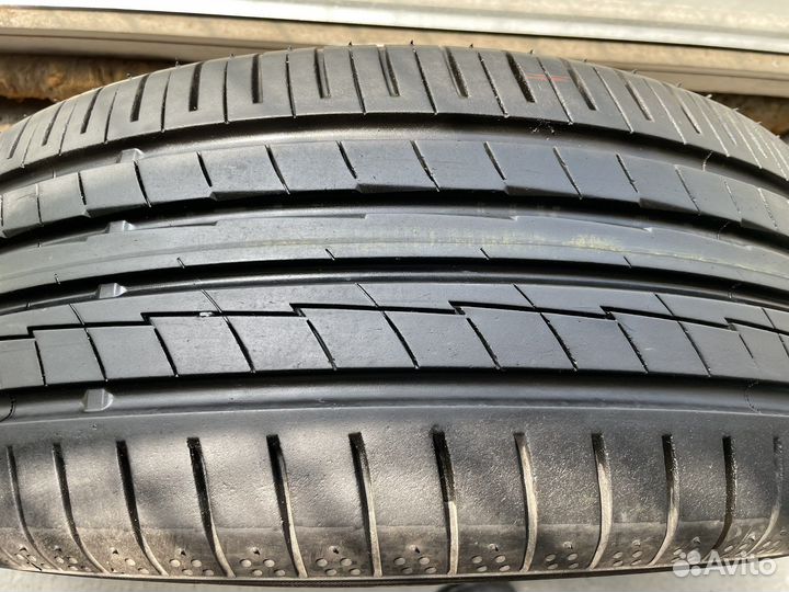 Yokohama BluEarth AE01 205/55 R17 91V