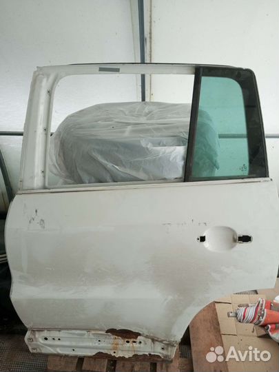 Дверь Фольксваген