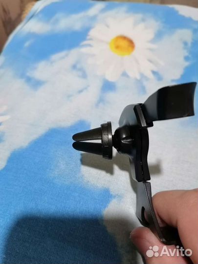 Держатель для телефона в машину