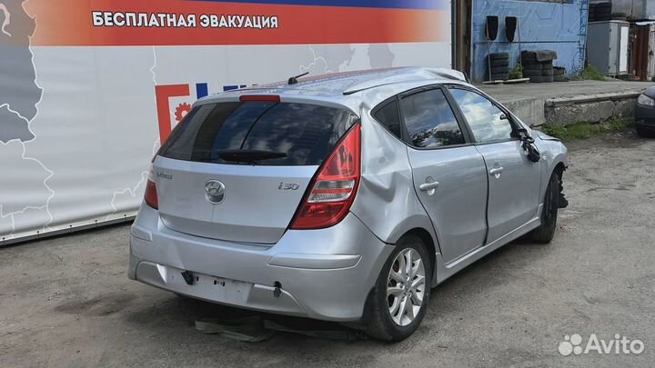 Крышка блока предохранителей Hyundai I30 (FD)