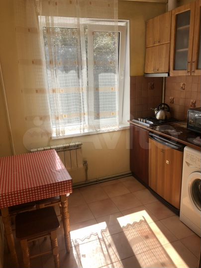 1-к. квартира, 35 м², 4/4 эт.