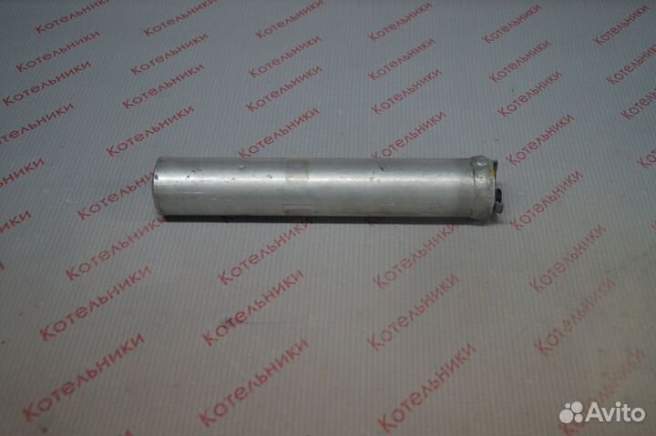 Nissan 92100-EM010A Осушитель кондиционера