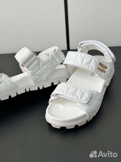 Сандали Miu Miu