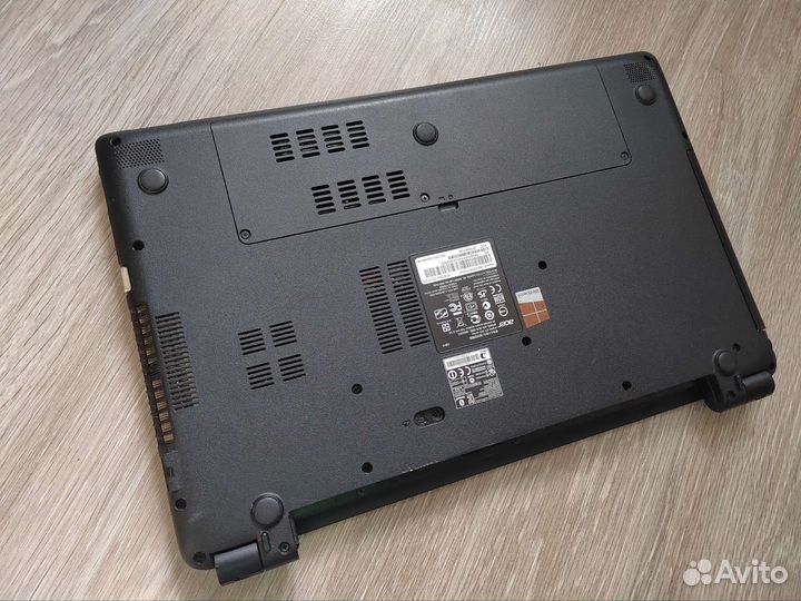 Acer aspire E1 522