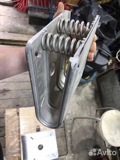 Стойка под лодочное сиденье Springfield