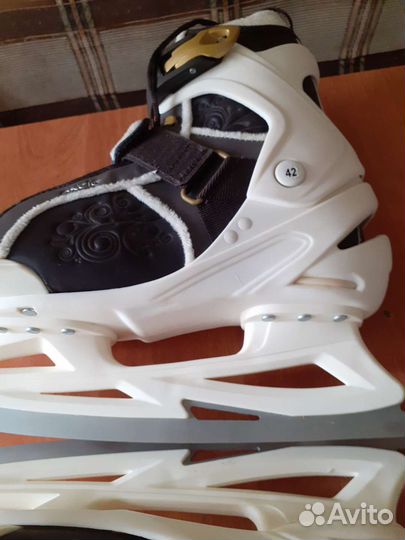 Коньки фигурные мужские 42 маломерят, утепленные