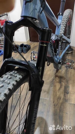 Вилка для велосипеда 29 rock shox revelation