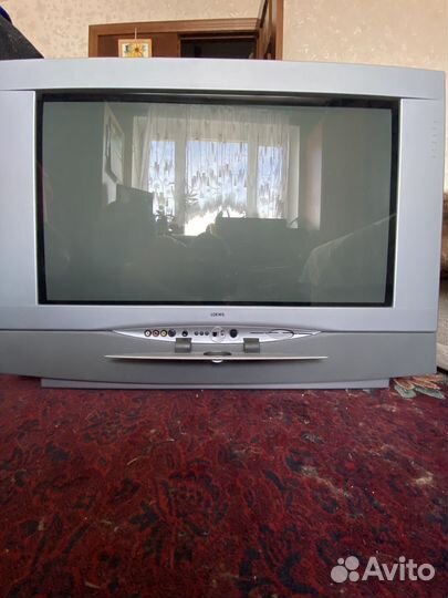 Телевизор Loewe под восстановление или на запчасти