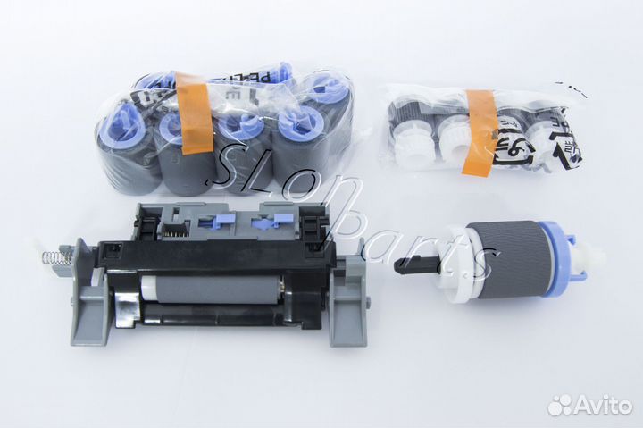 Продам комплект роликов для HP M775